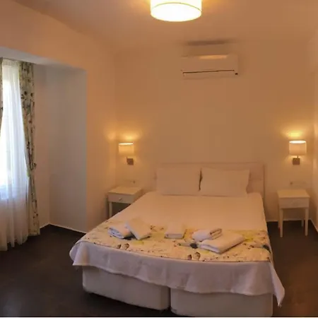 Okyanus Bed & Breakfast *